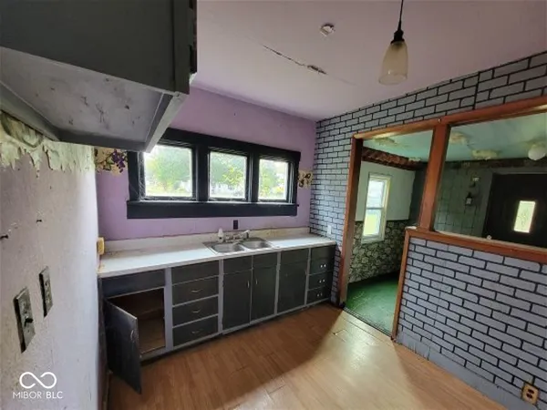 $14,900 | 105 North Sheridan Street, Ridgeville, IN 47380