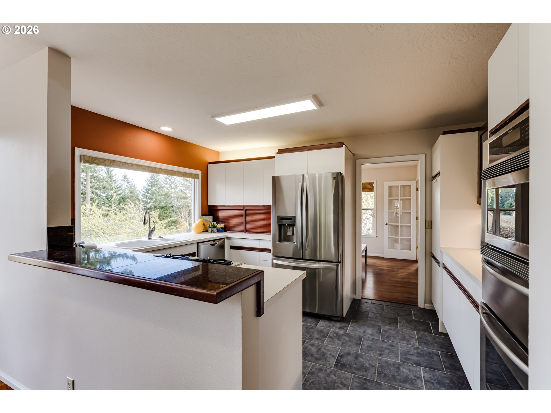 3093 Solomon Loop Eugene, OR 97405 - Photo 12 of 48