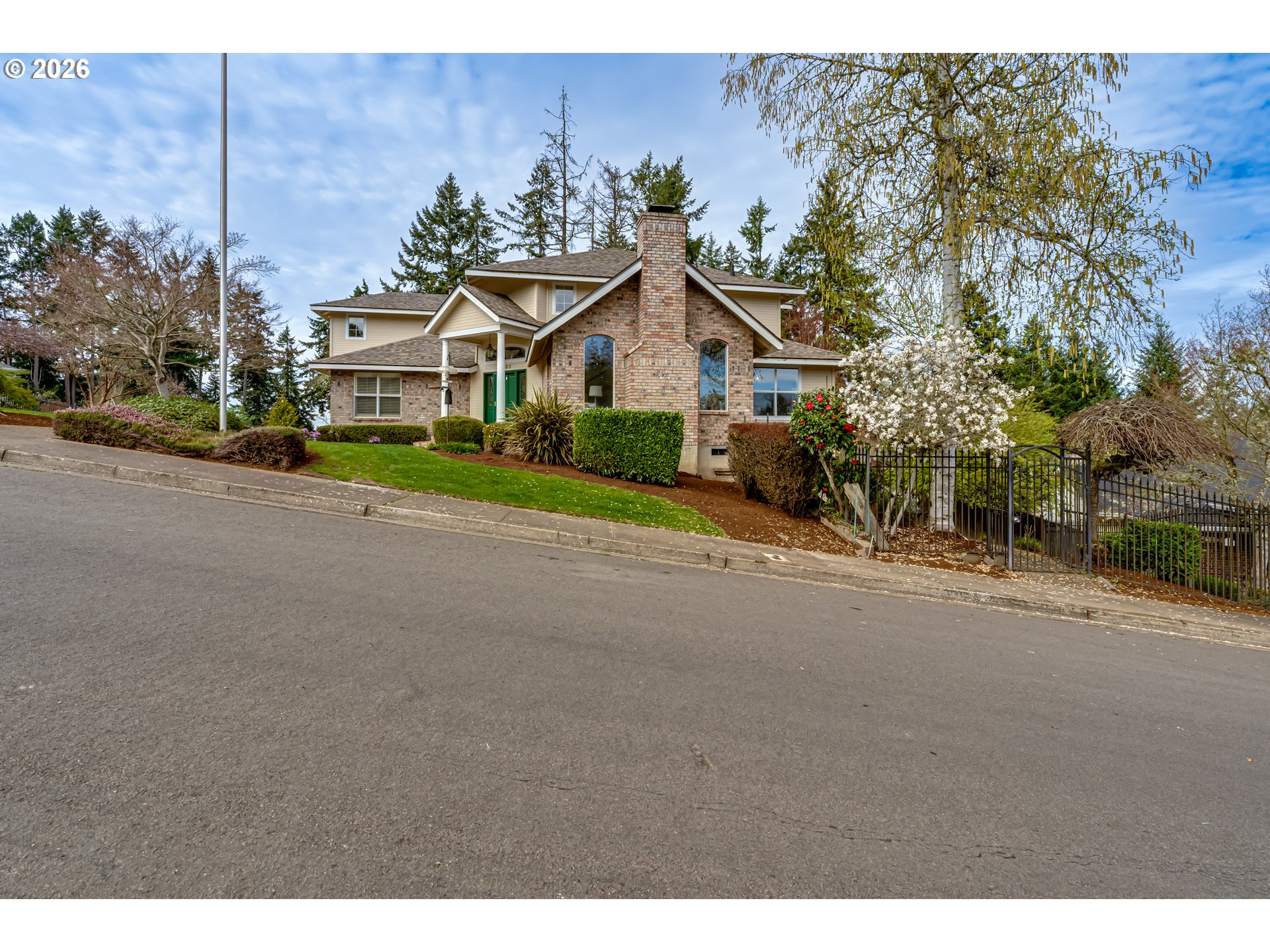 3093 Solomon Loop Eugene, OR 97405 - Photo 47 of 48