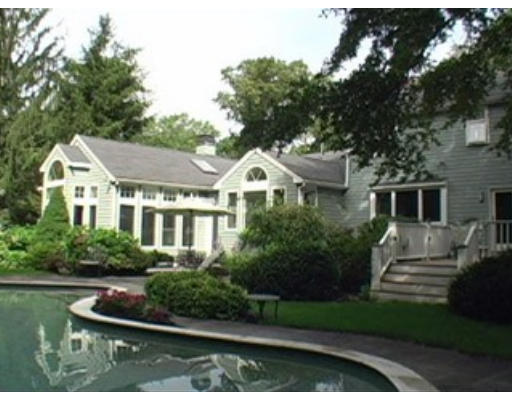 37 Trysting Road Scituate, MA 02066 - Photo 1 of 16 Gallery Image 1