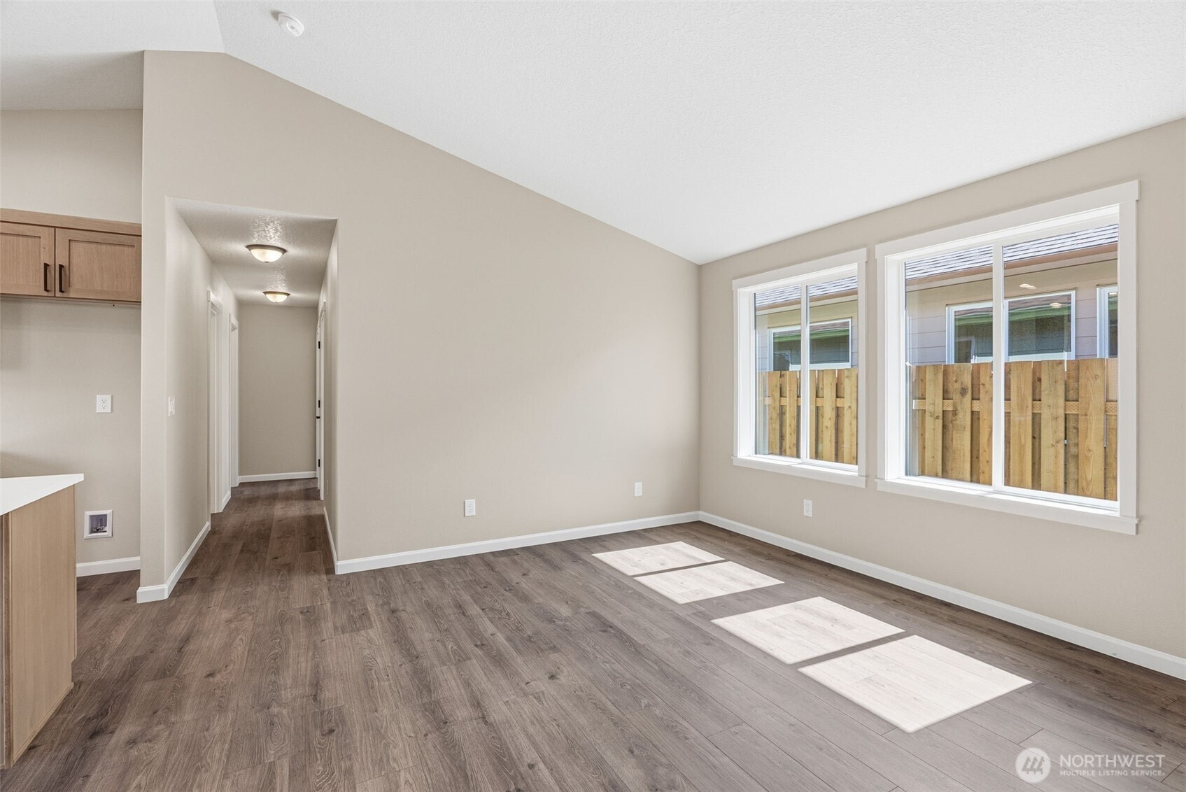 206 Douglas Street Longview, WA 98632 - Photo 20 of 29