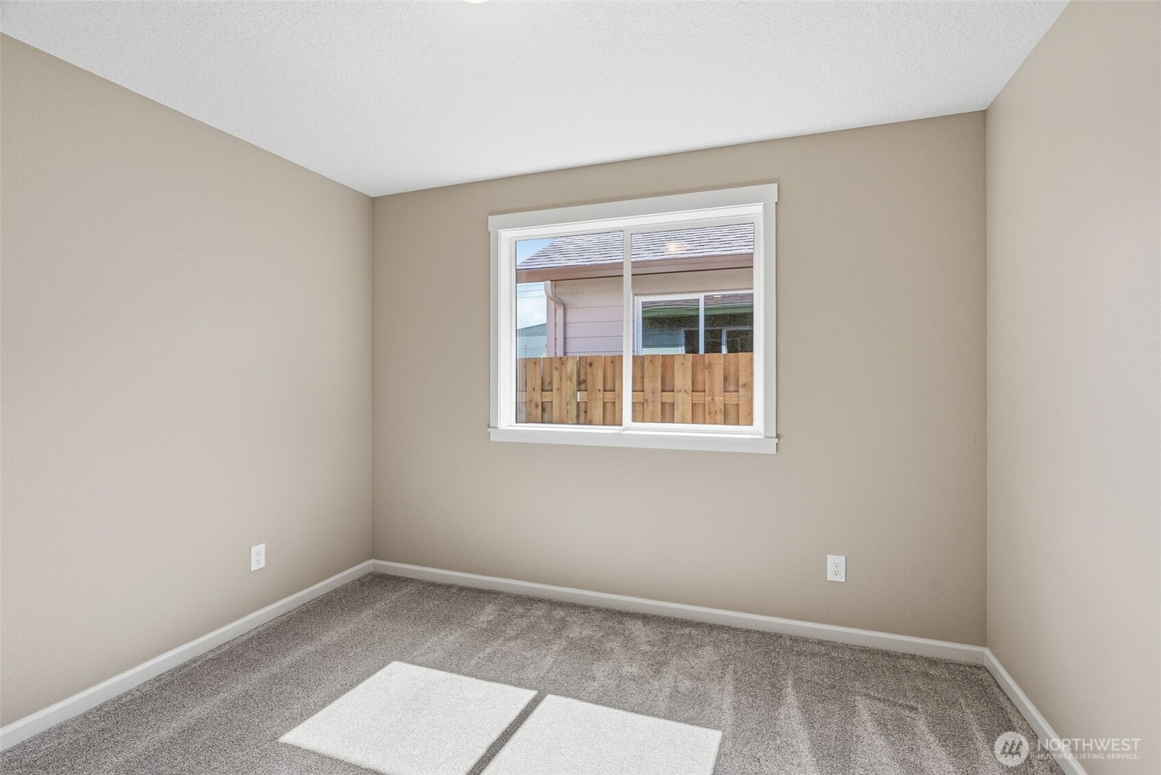 206 Douglas Street Longview, WA 98632 - Photo 23 of 29