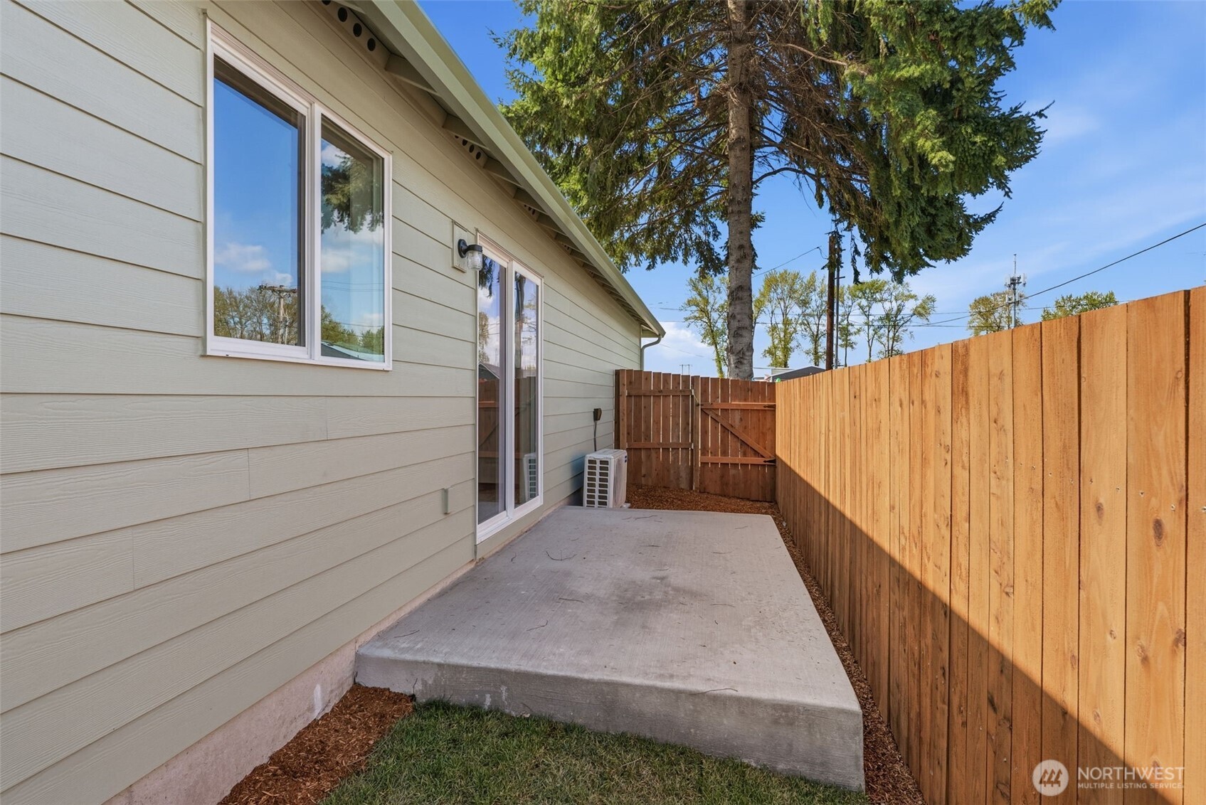 206 Douglas Street Longview, WA 98632 - Photo 10 of 29