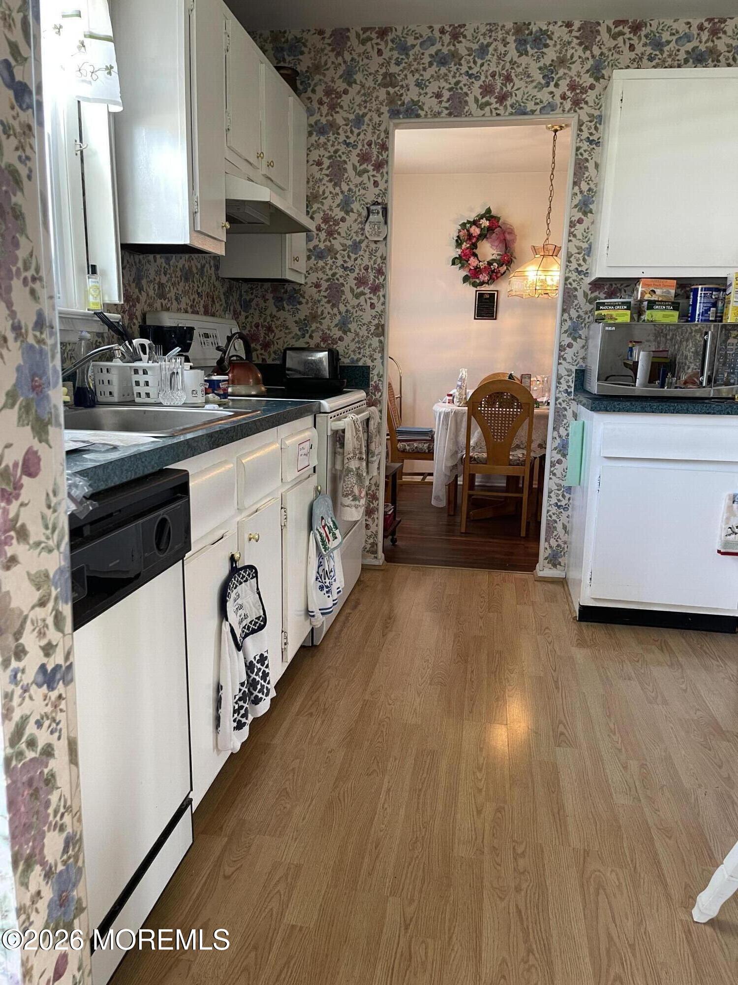 48 Churchill Road, Unit 71 Whiting, NJ 08759 - Photo 5 of 9 IMG_6217