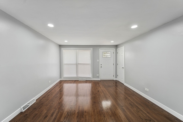 9401 South Sangamon Street Chicago, IL 60620 - Photo 4 of 18