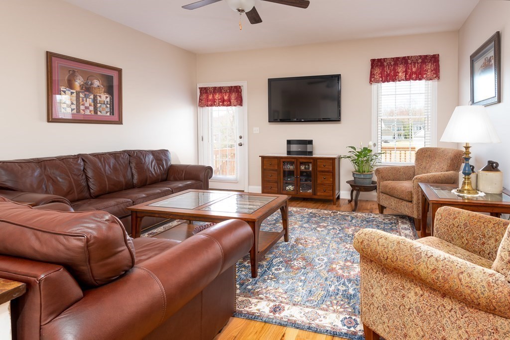 27 Beaver Pond Road, Unit 27 Milford, MA 01757 - Photo 13 of 41 Gallery Image 13