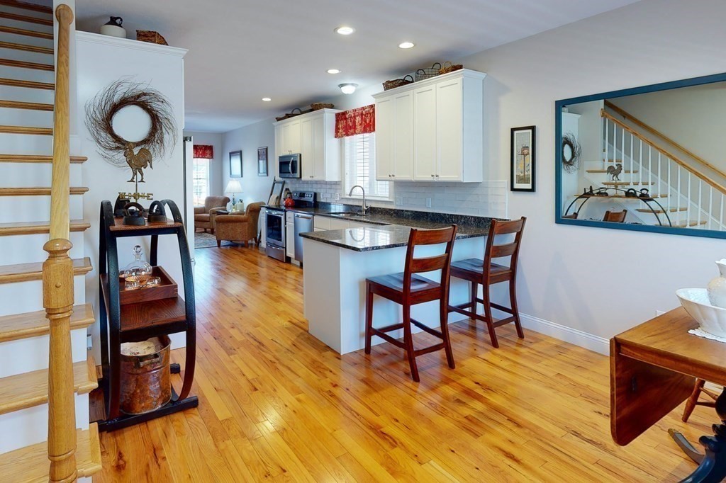 27 Beaver Pond Road, Unit 27 Milford, MA 01757 - Photo 5 of 41 Gallery Image 5