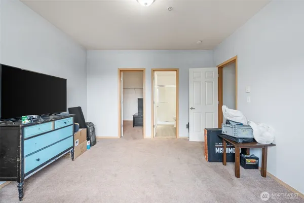 $288,000 | 18527 101st Ave Court East, Unit 217, Puyallup, WA 98375