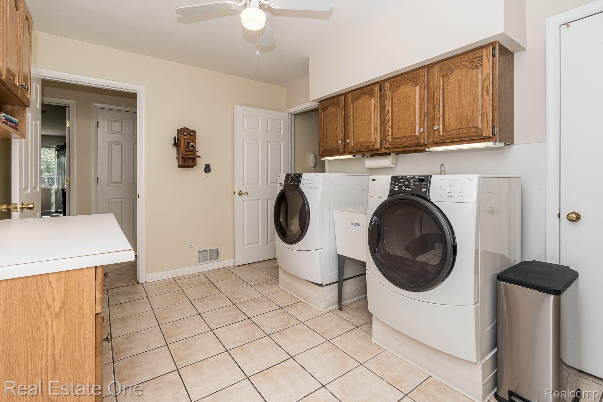 129 Texas Avenue Rochester, MI 48309 - Photo 35 of 50 Gallery Image 35