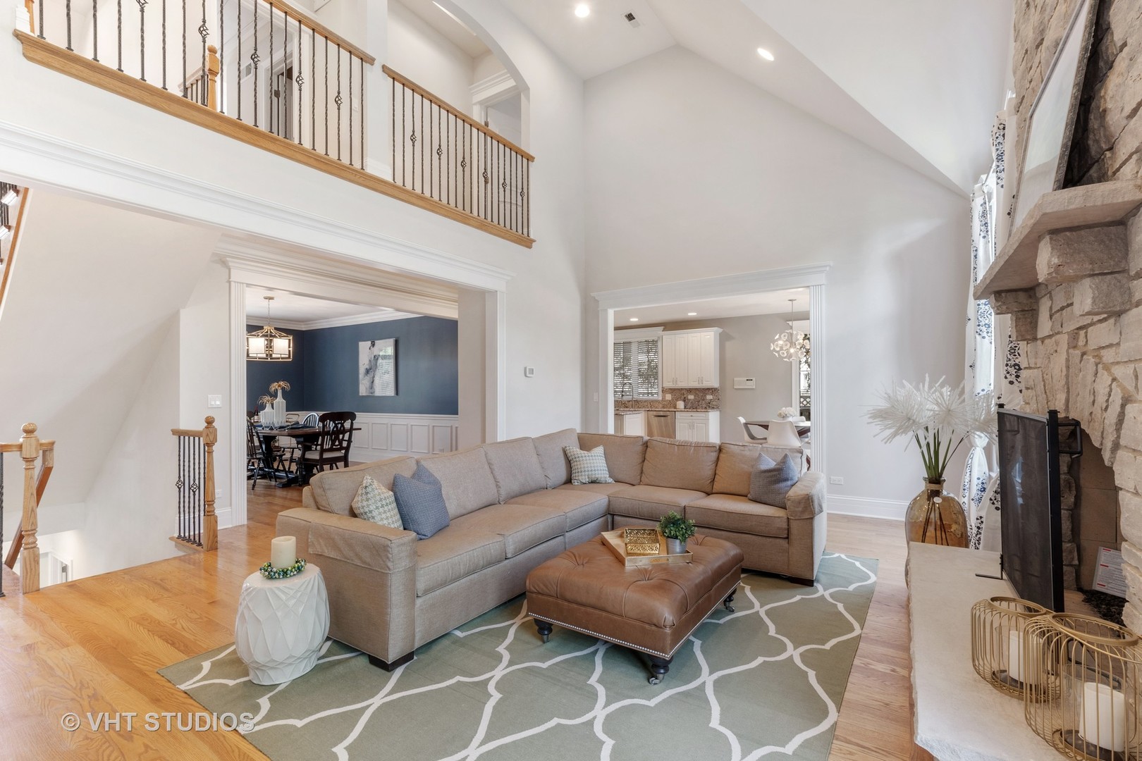 1619 Sunset Ridge Road Glenview, IL 60025 - Photo 9 of 32