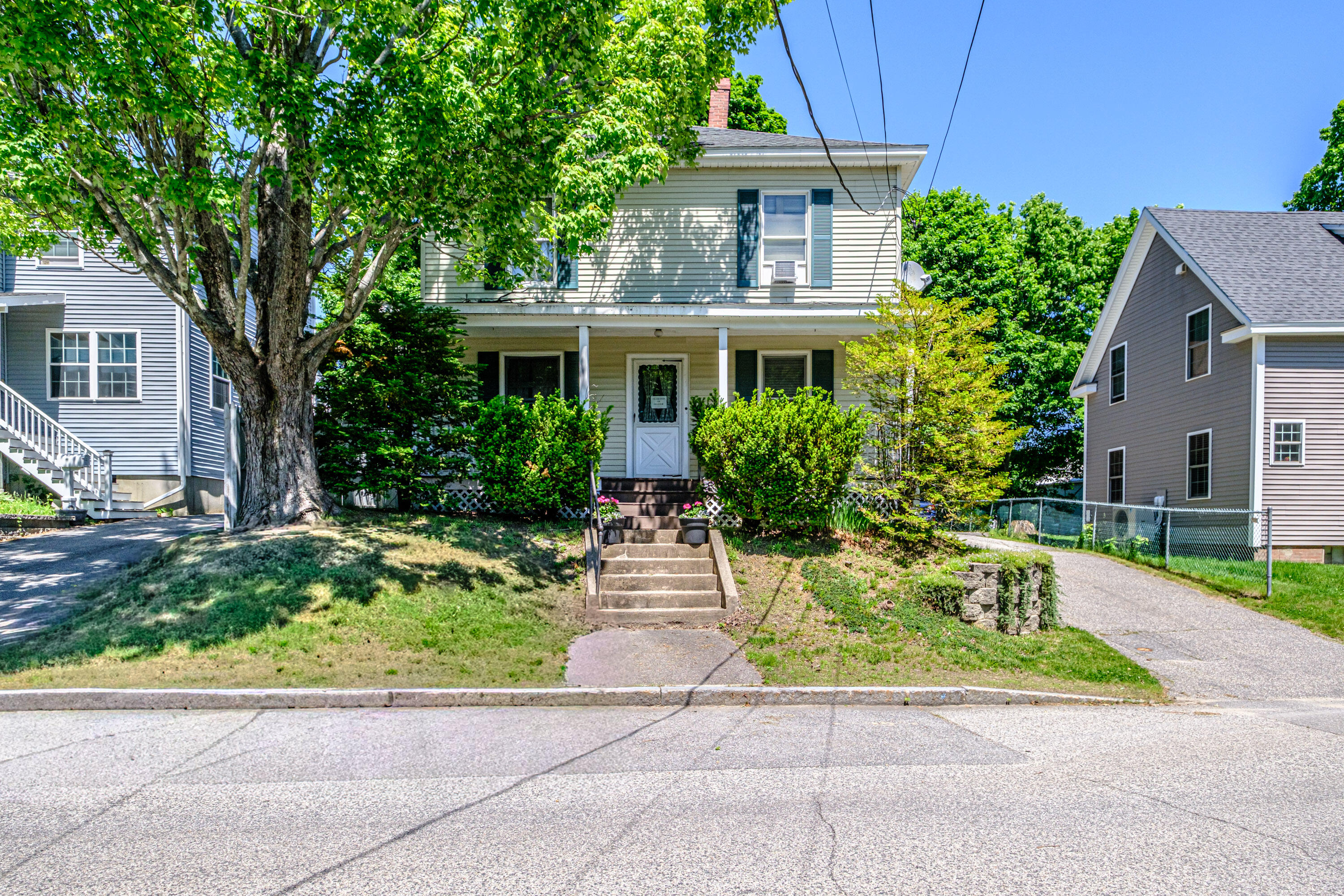 91 North Street Westbrook, ME 04092 - Photo 3 of 50 20260603gp-61003
