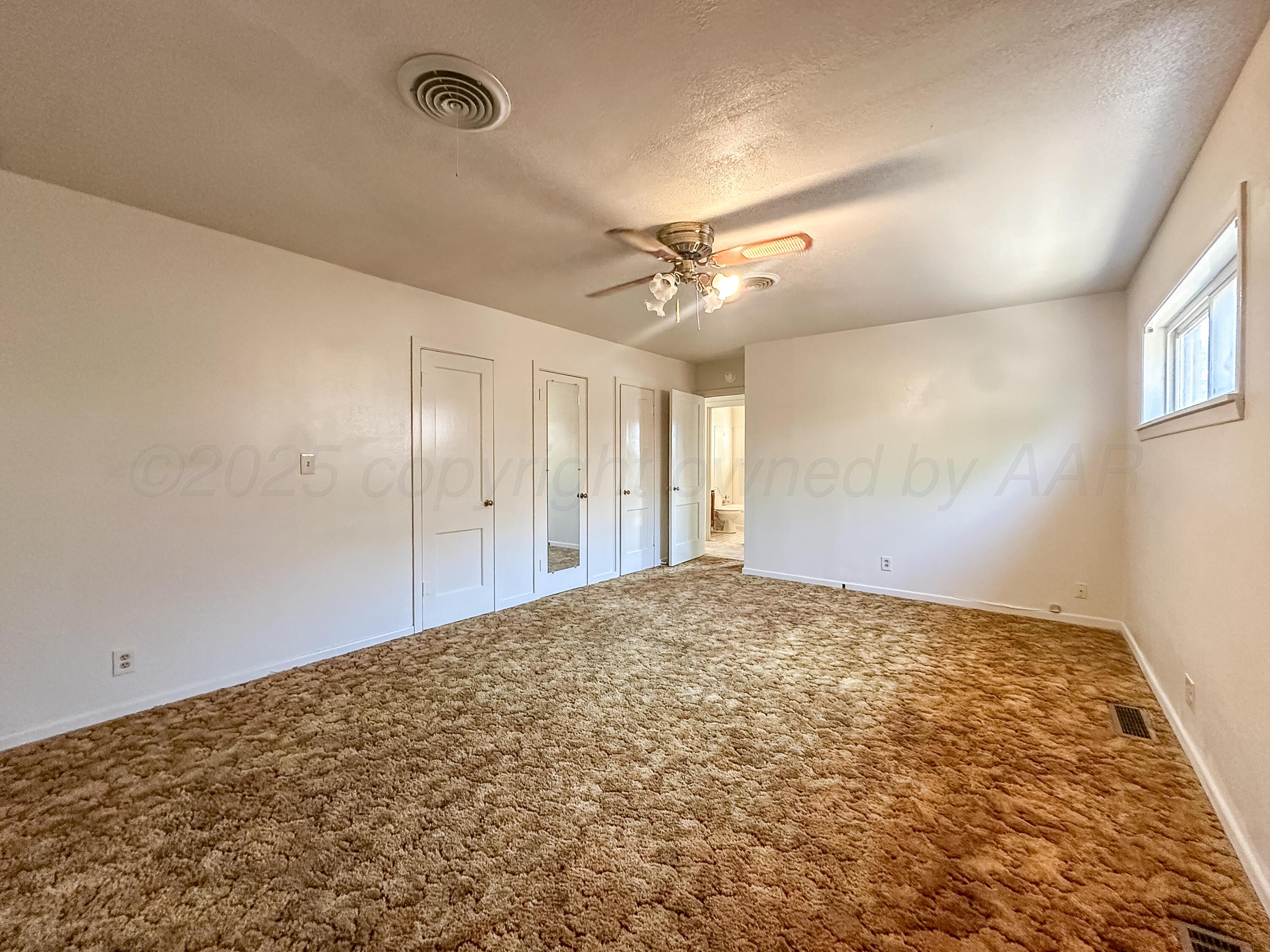 1705 Takewell Street Borger, TX 79007 - Photo 13 of 26 IMG_8642