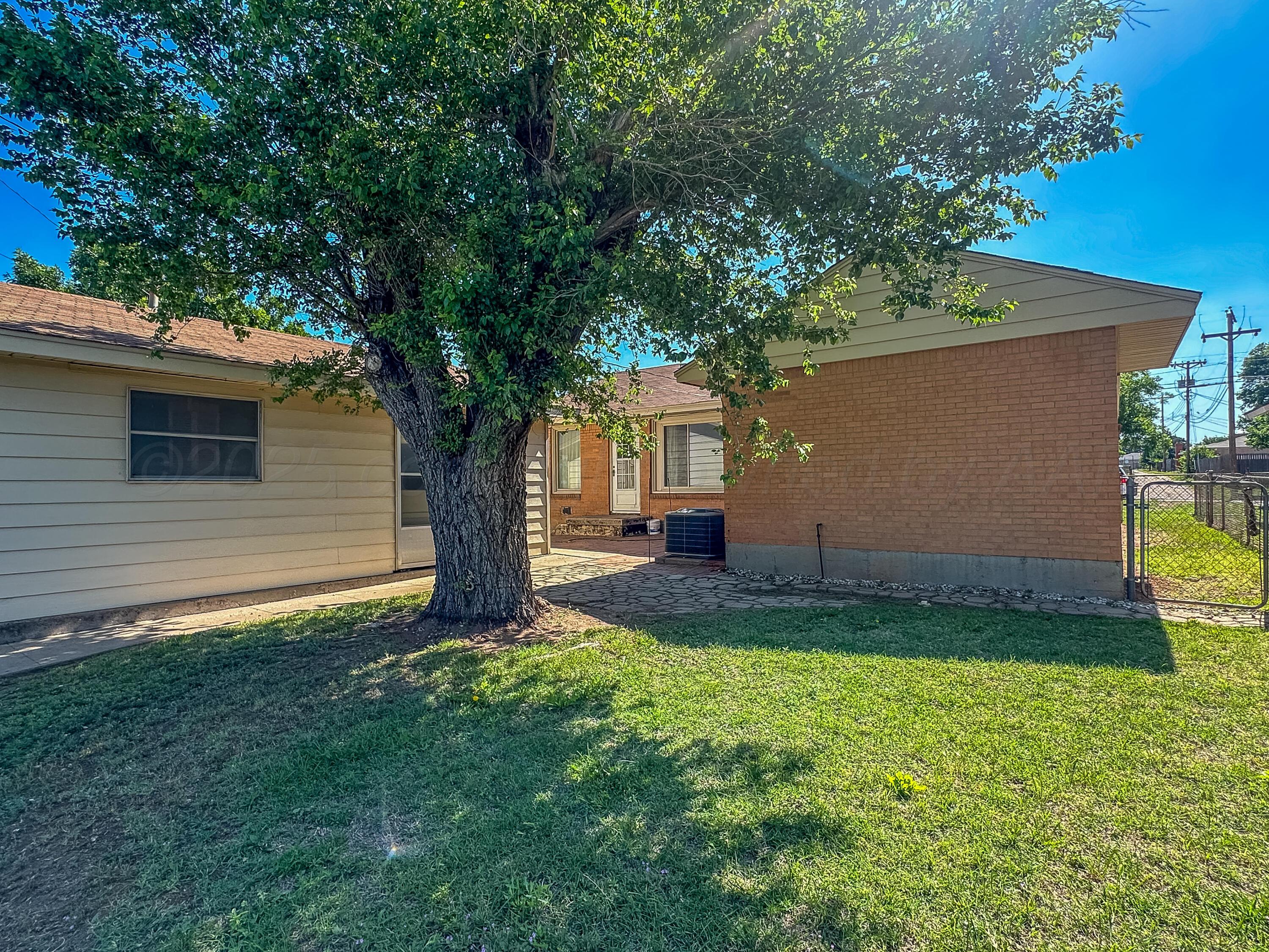 1705 Takewell Street Borger, TX 79007 - Photo 25 of 26 IMG_8657