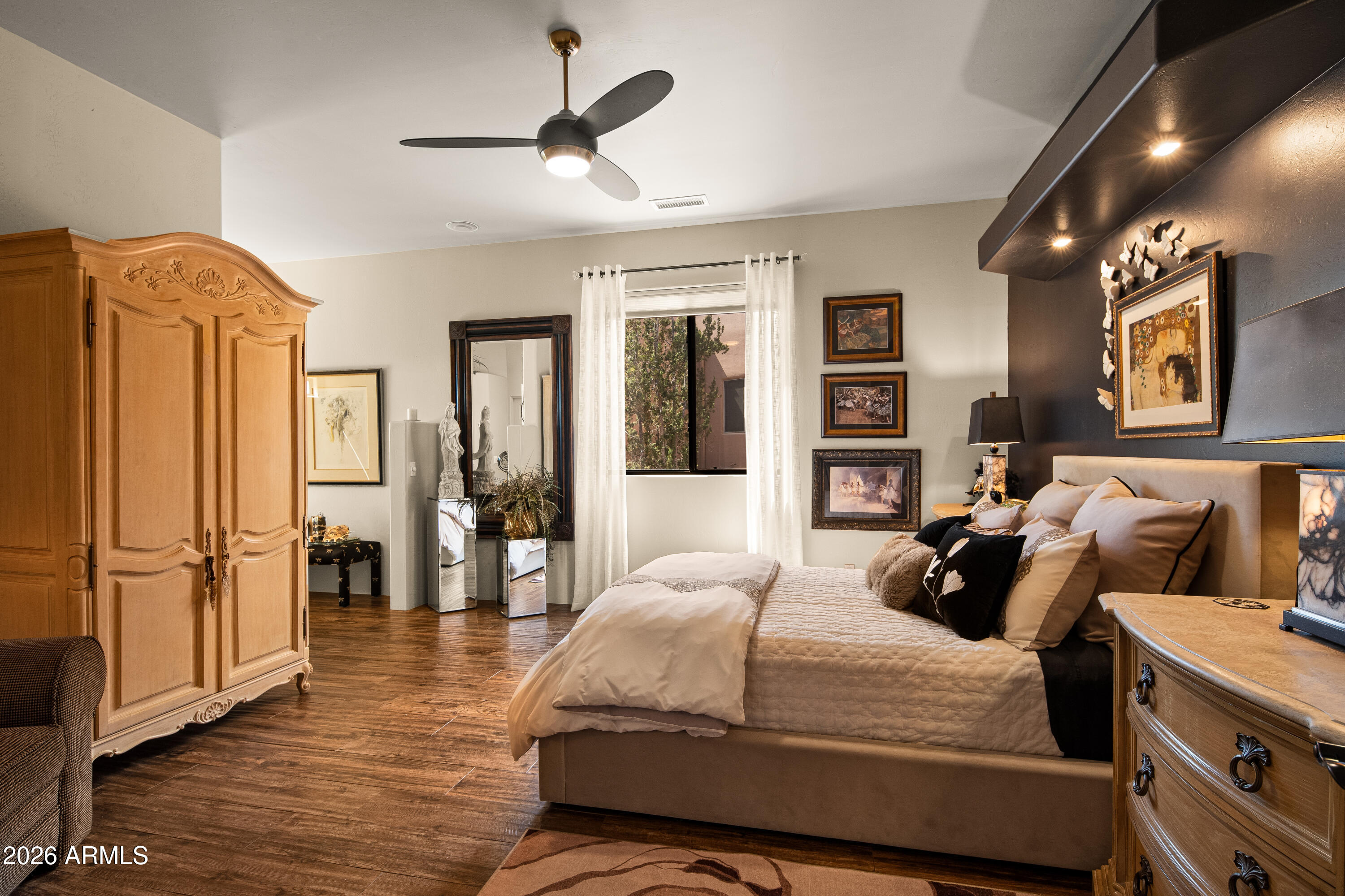 2335 Mule Deer Road Sedona, AZ 86336 - Photo 23 of 50 primary bedroom