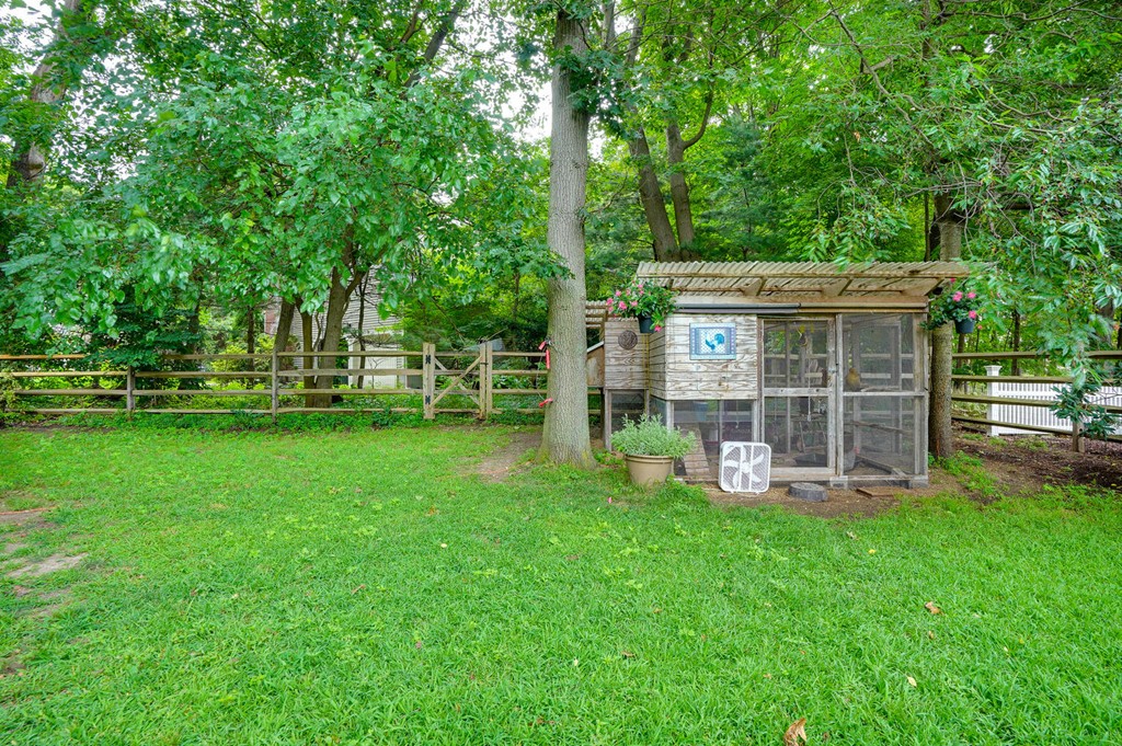 69 Dickerman Road Newton, MA 02461 - Photo 26 of 30 Gallery Image 26