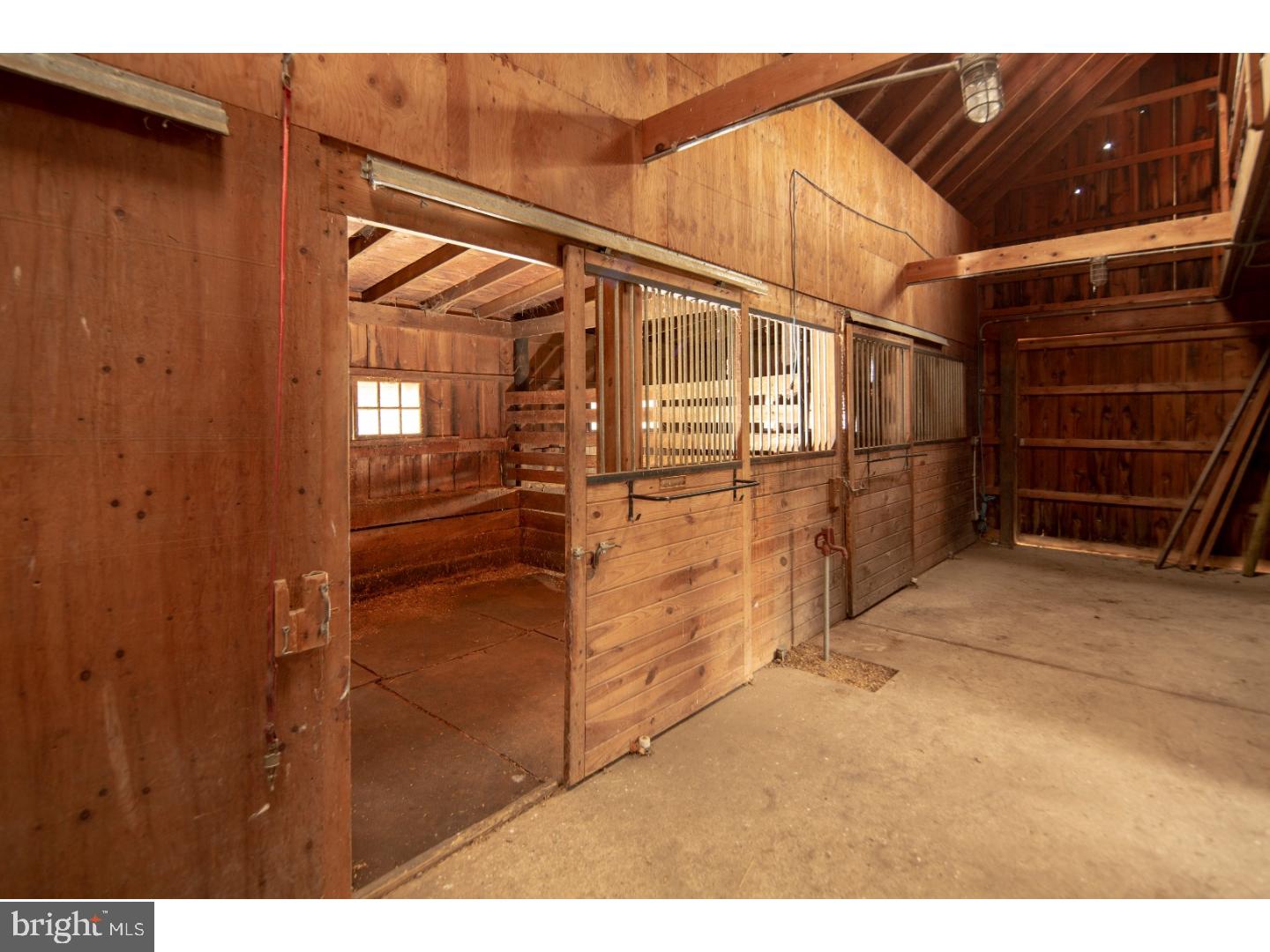 2616 Ash Mill Road Buckingham, PA 18902 - Photo 22 of 23 Barn