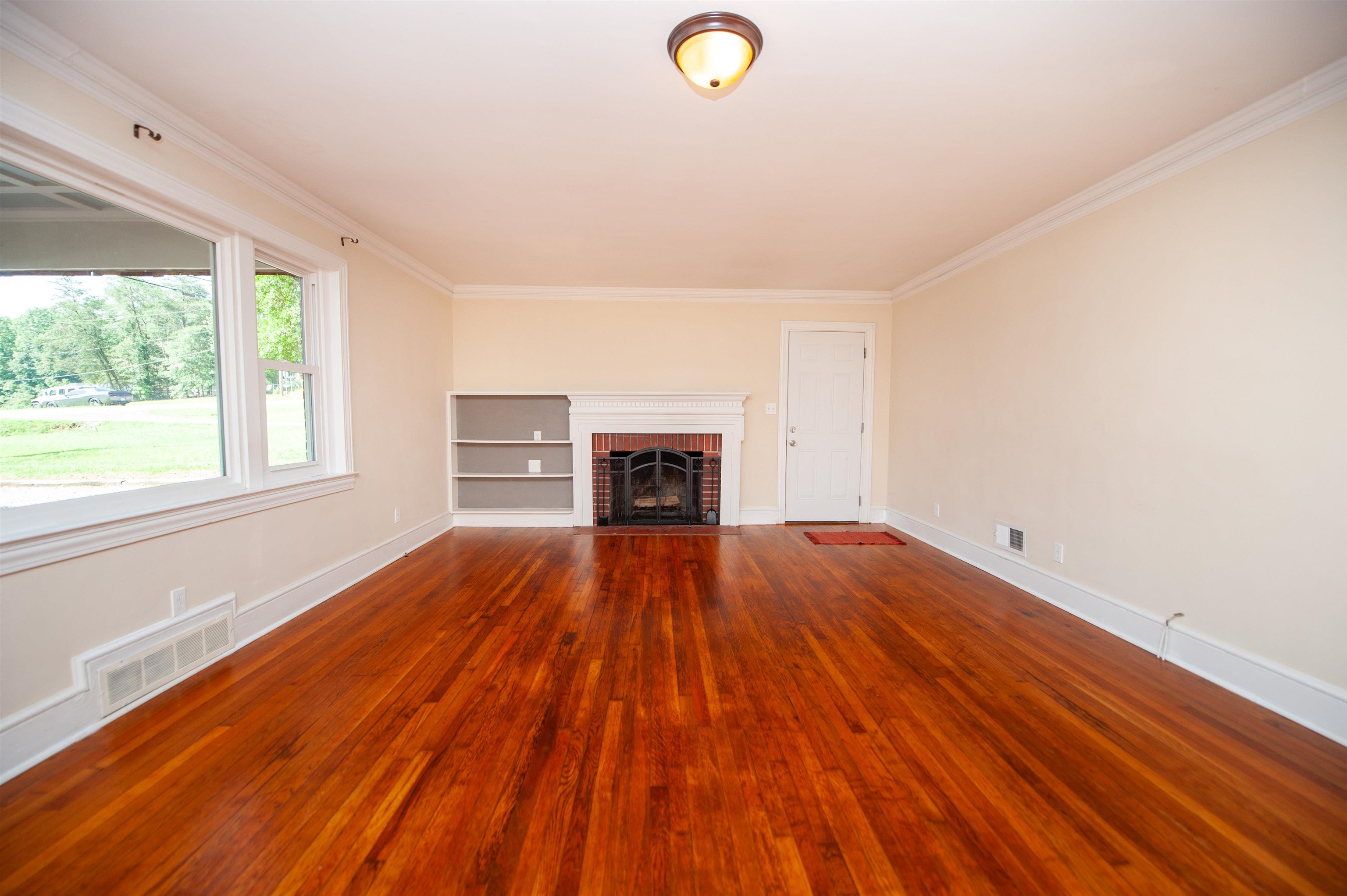 174 Spartanburg Road Duncan, SC 29334 - Photo 3 of 42 Gallery Image 3