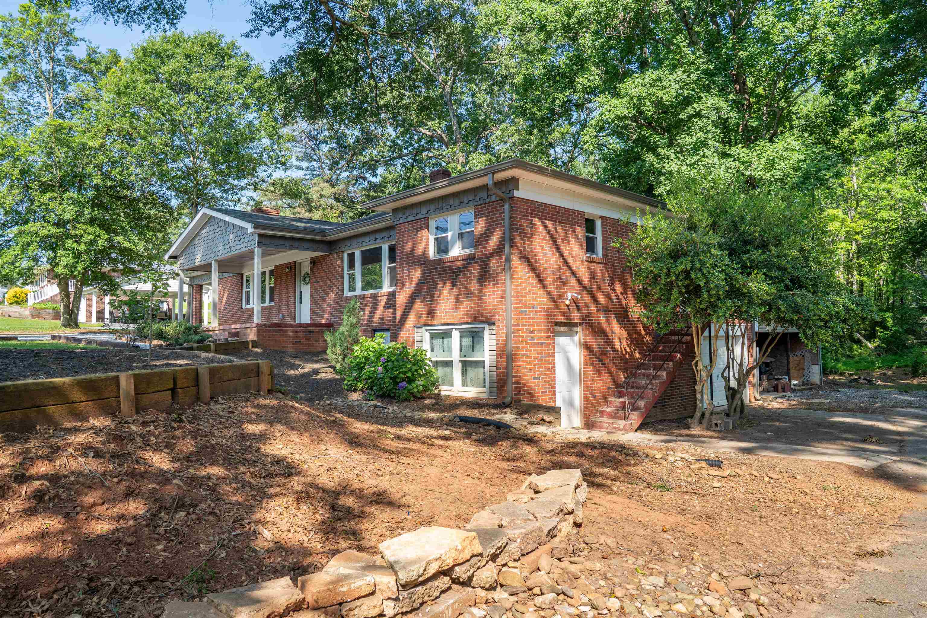 174 Spartanburg Road Duncan, SC 29334 - Photo 34 of 42 Gallery Image 34