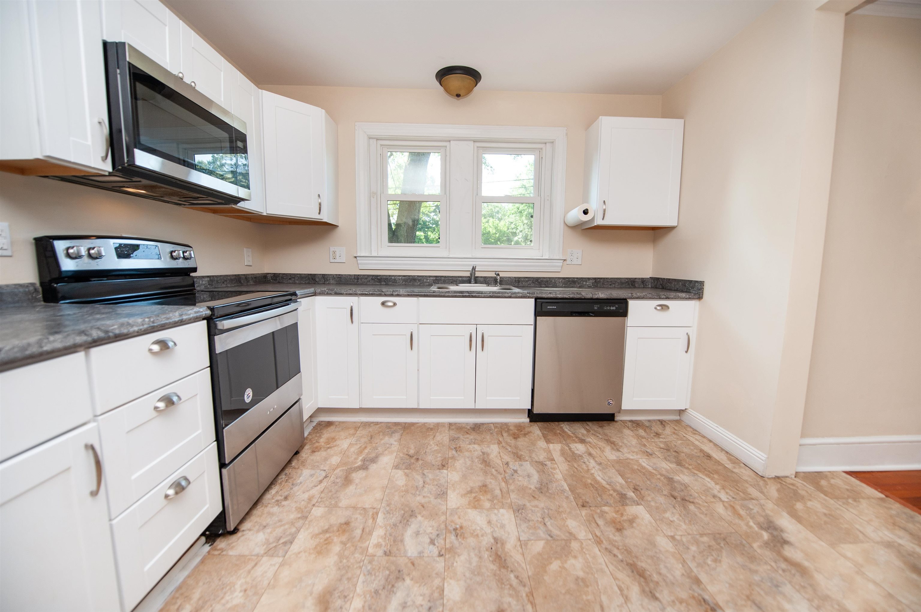 174 Spartanburg Road Duncan, SC 29334 - Photo 6 of 42 Gallery Image 6