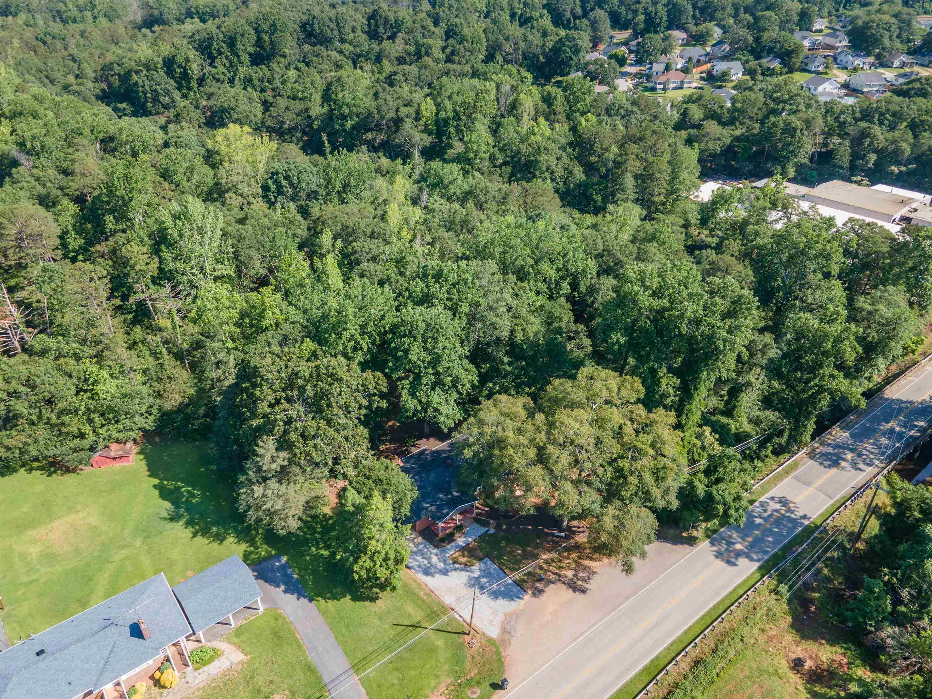 174 Spartanburg Road Duncan, SC 29334 - Photo 8 of 42 Gallery Image 8