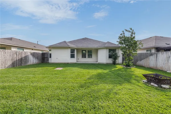 $285,000 | 1939 Thorndyke Lane, Bryan, TX 77807
