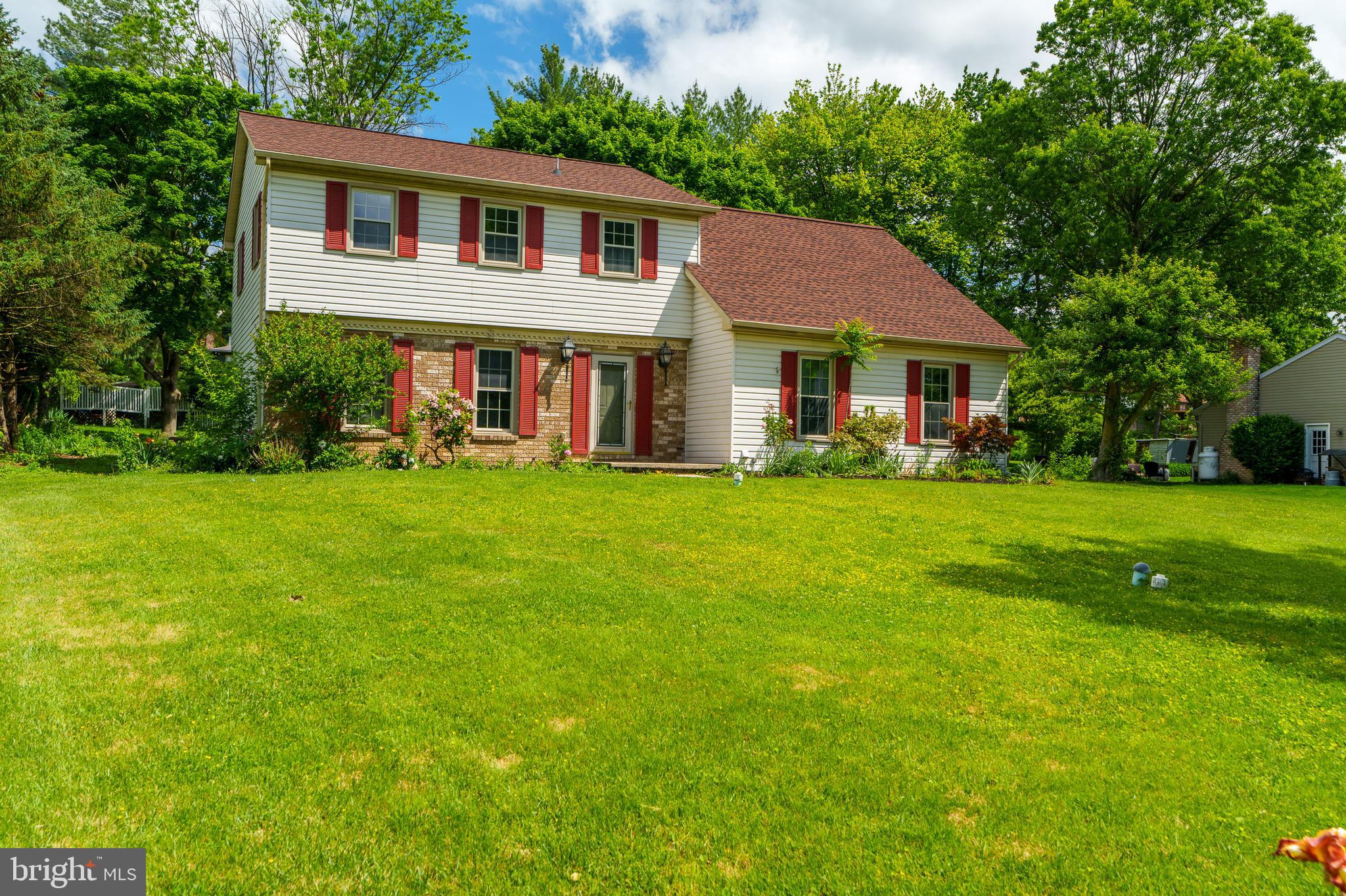 325 Delp Road Lancaster, PA 17601 - Photo 3 of 61 Gallery Image 3