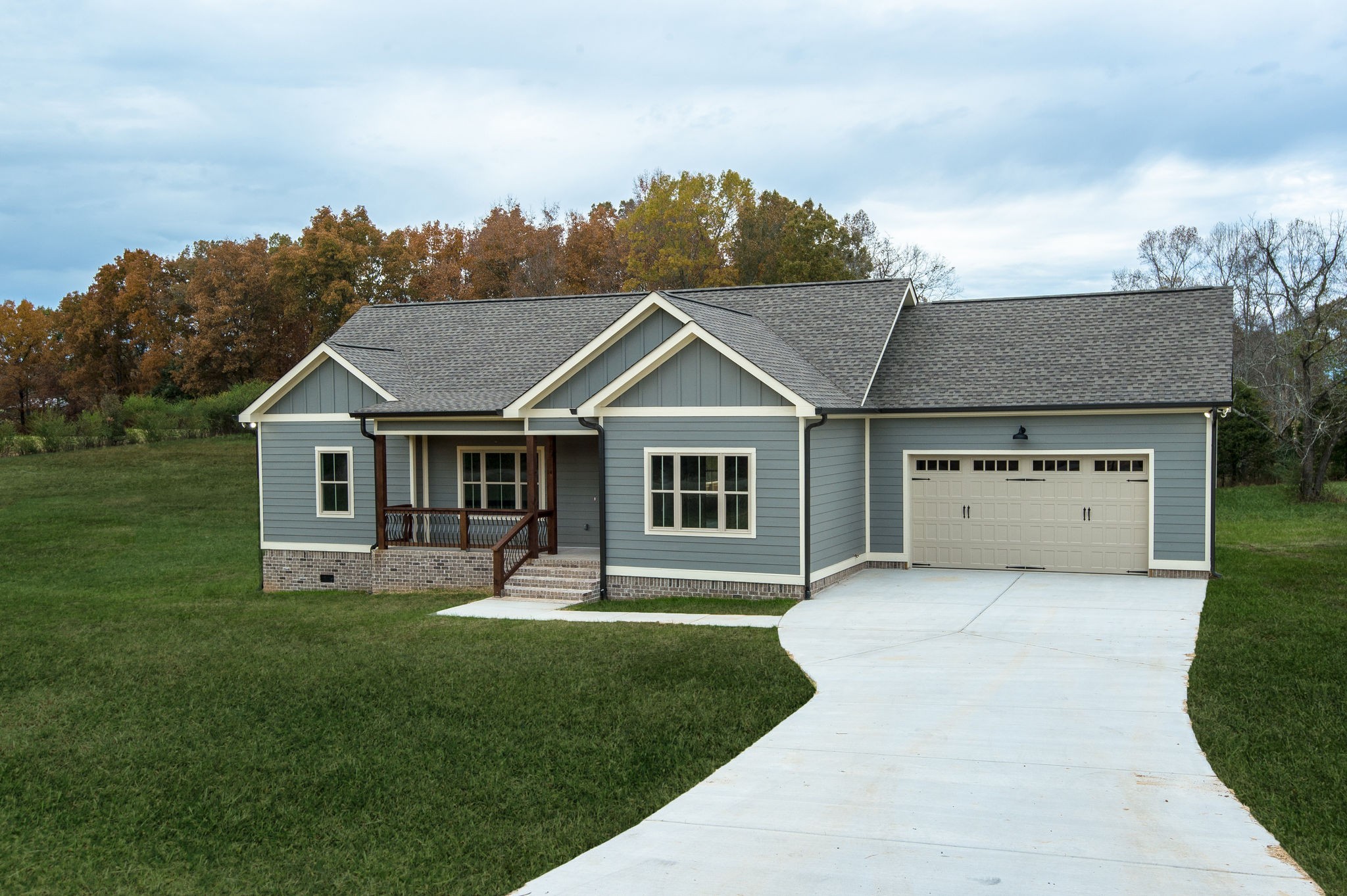 895 Goslin Branch Road Burns, TN 37029 - Photo 8 of 30 a front view of house with yard and green space