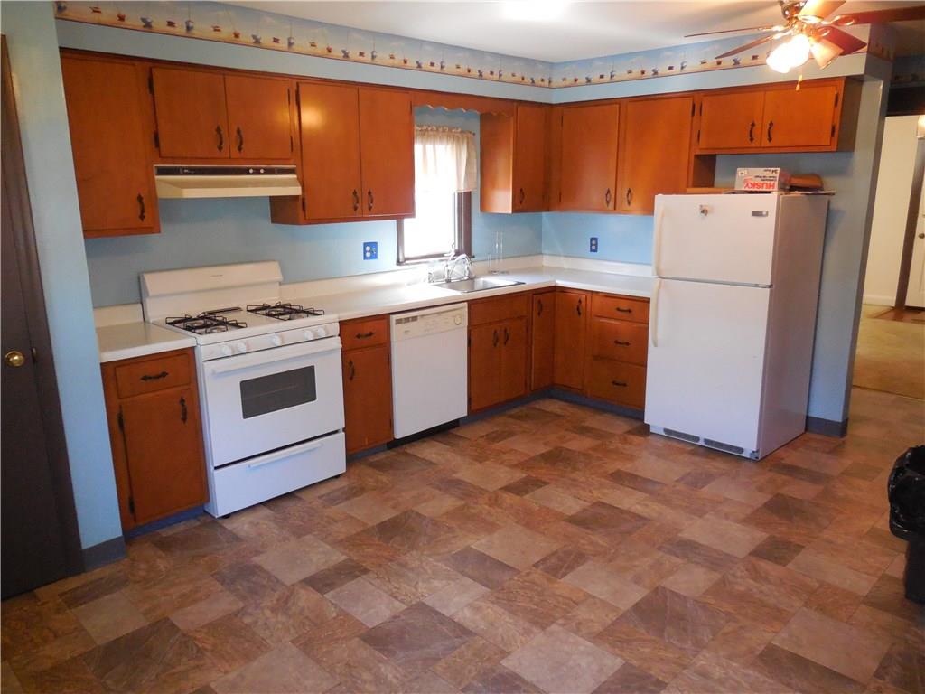 933 Indiana Avenue Monaca, PA 15061 - Photo 9 of 19 Plenty of cabinetry and room for eat in kitchenette.