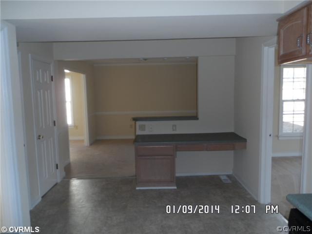 11124 Granada Road Richmond, VA 23235 - Photo 6 of 8 a view of room