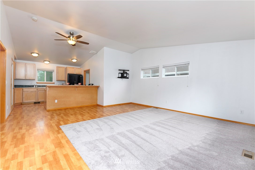 12714 West Macs Loop Road Granite Falls, WA 98252 - Photo 12 of 35 Gallery Image 12