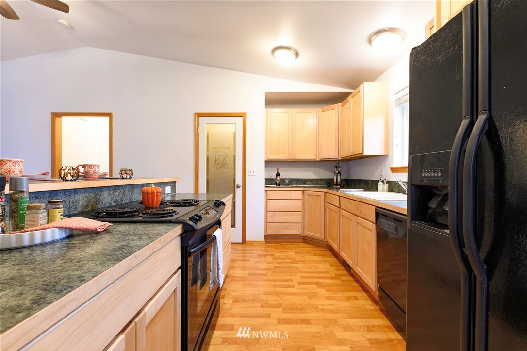 12714 West Macs Loop Road Granite Falls, WA 98252 - Photo 20 of 35 Gallery Image 20