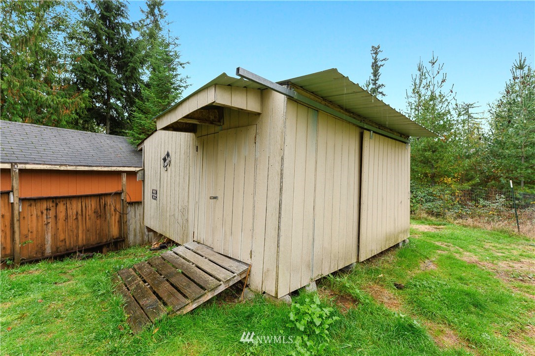 12714 West Macs Loop Road Granite Falls, WA 98252 - Photo 4 of 35 Gallery Image 4