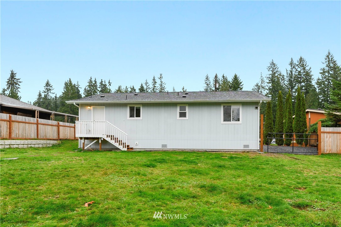12714 West Macs Loop Road Granite Falls, WA 98252 - Photo 5 of 35 Gallery Image 5
