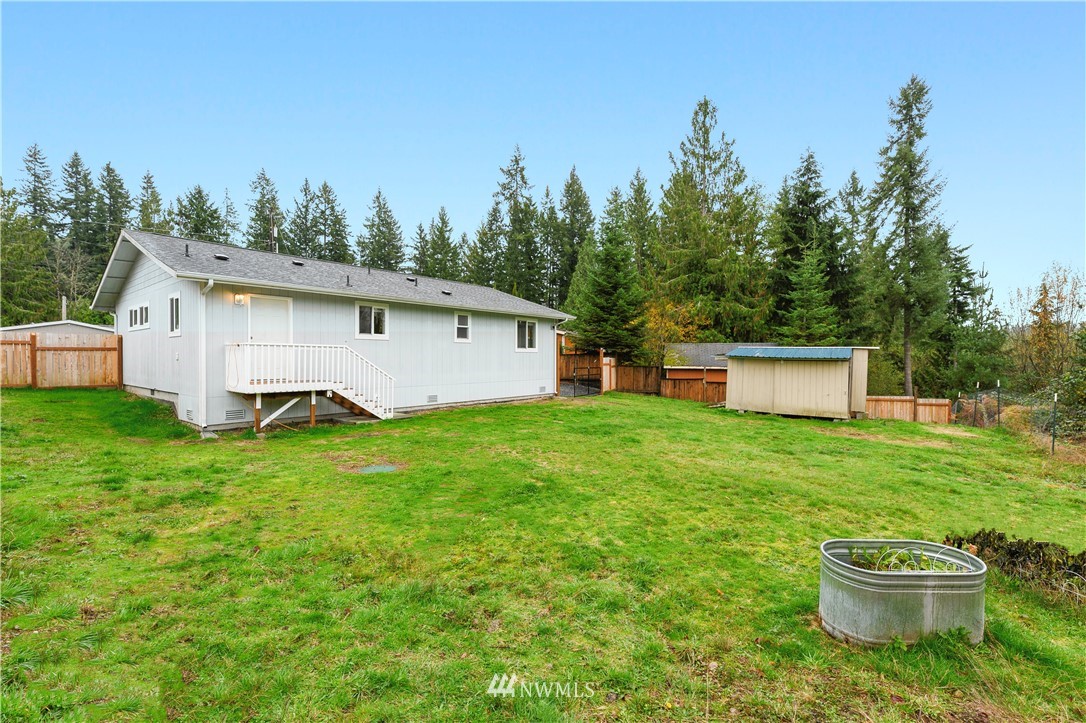 12714 West Macs Loop Road Granite Falls, WA 98252 - Photo 8 of 35 Gallery Image 8