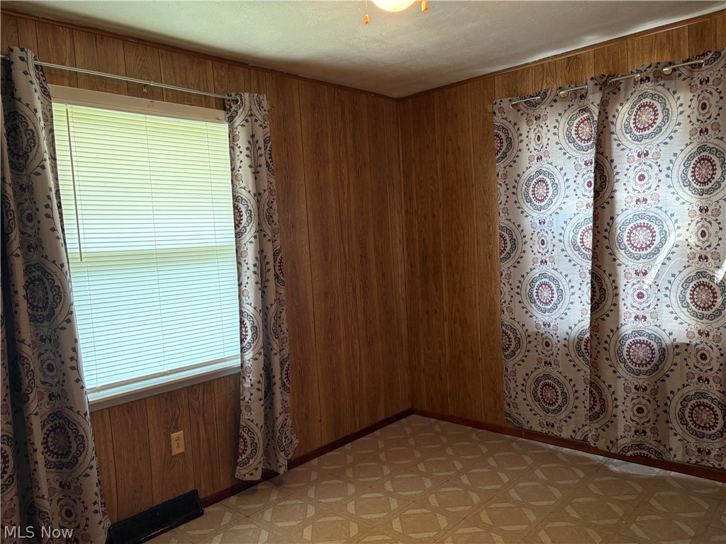 1864 Clyde Road Madison, OH 44057 - Photo 12 of 25