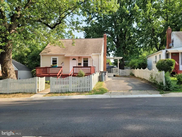 $2,500 | 1015 Veirs Mill Road, Rockville, MD 20851