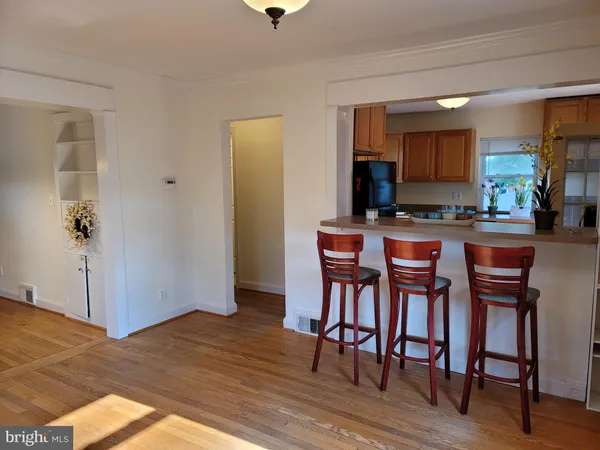 $2,500 | 1015 Veirs Mill Road, Rockville, MD 20851