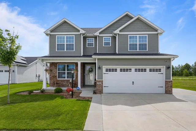 $355,000 | 2011 Medical Center Drive, Monticello, IL 61856