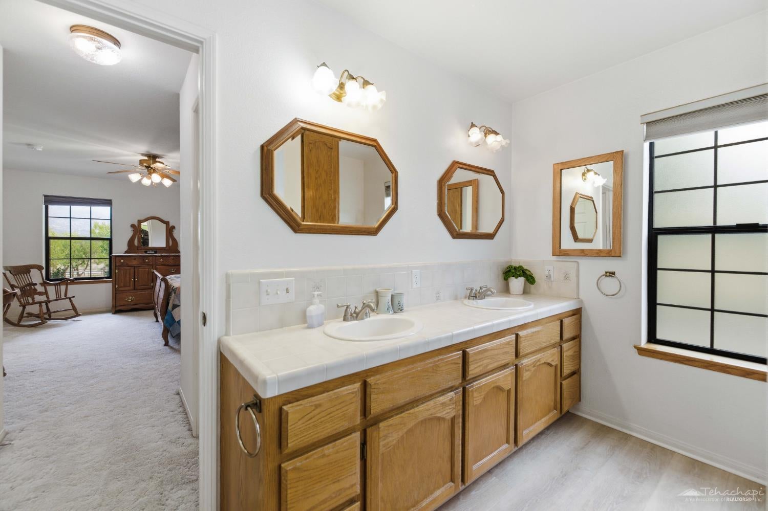 30300 South Lower Valley Road Tehachapi, CA 93561 - Photo 20 of 32 Gallery Image 20