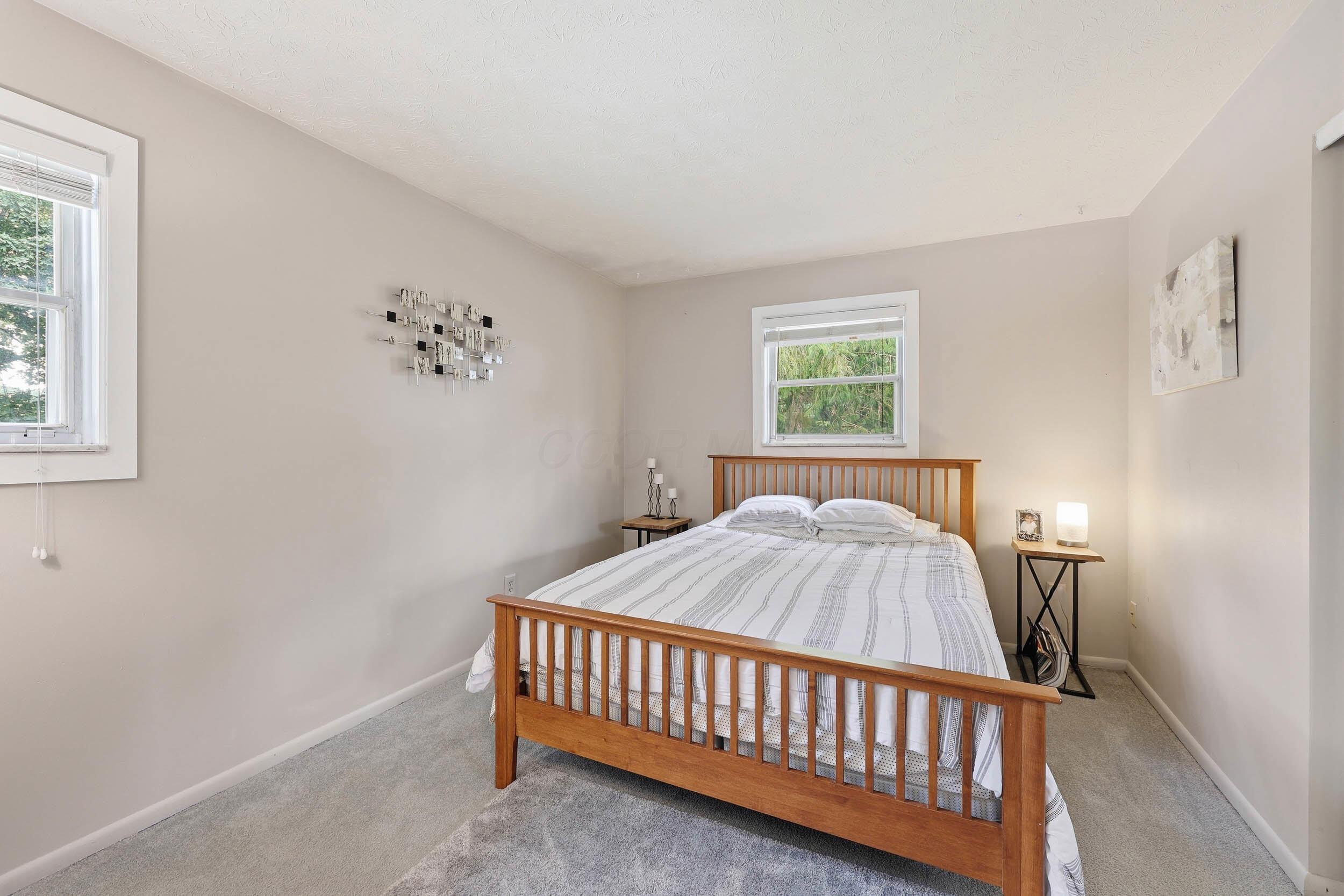 1336 Hickory Ridge Lane Columbus, OH 43235 - Photo 23 of 55 Bedroom 3