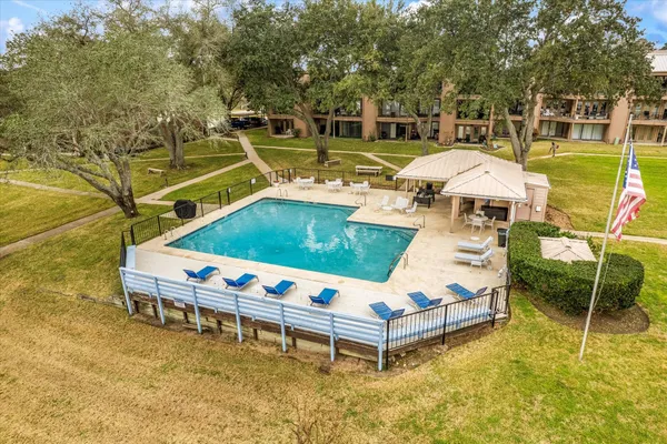 $198,000 | 15575 Marina Drive, Unit 316C, Montgomery, TX 77356