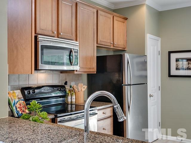 186 Cedar Elm Road Durham, NC 27713 - Photo 9 of 18 Stainless appliances - terrific upgrade!