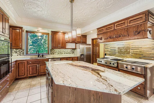 $795,000 | 8278 244th Street, Forest Lake, MN 55025