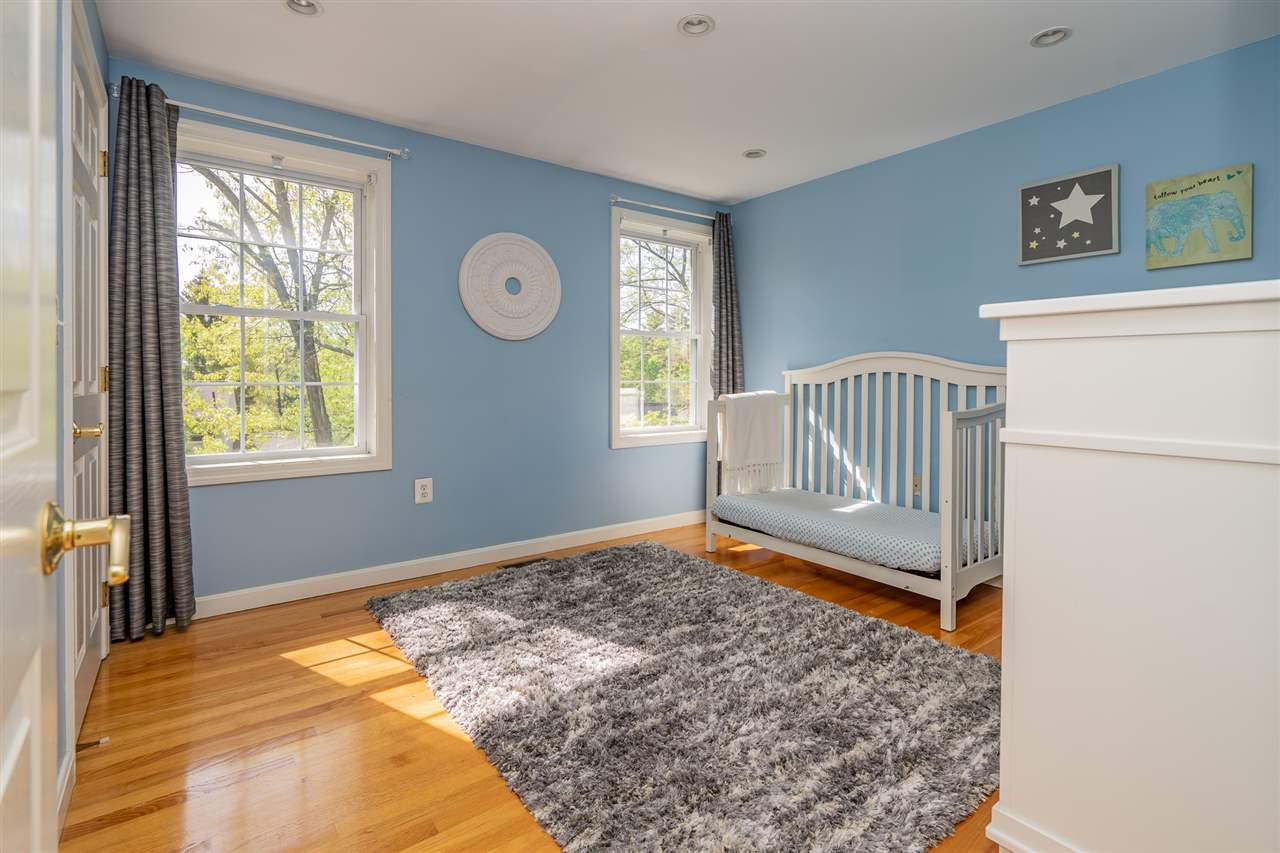 3 Sheffield Road Nashua, NH 03062 - Photo 27 of 39