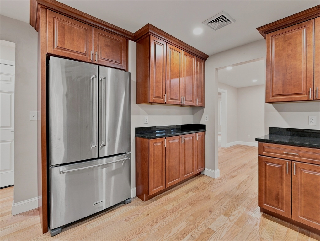 114 Payson Road, Unit 2 Belmont, MA 02478 - Photo 11 of 38 Gallery Image 11
