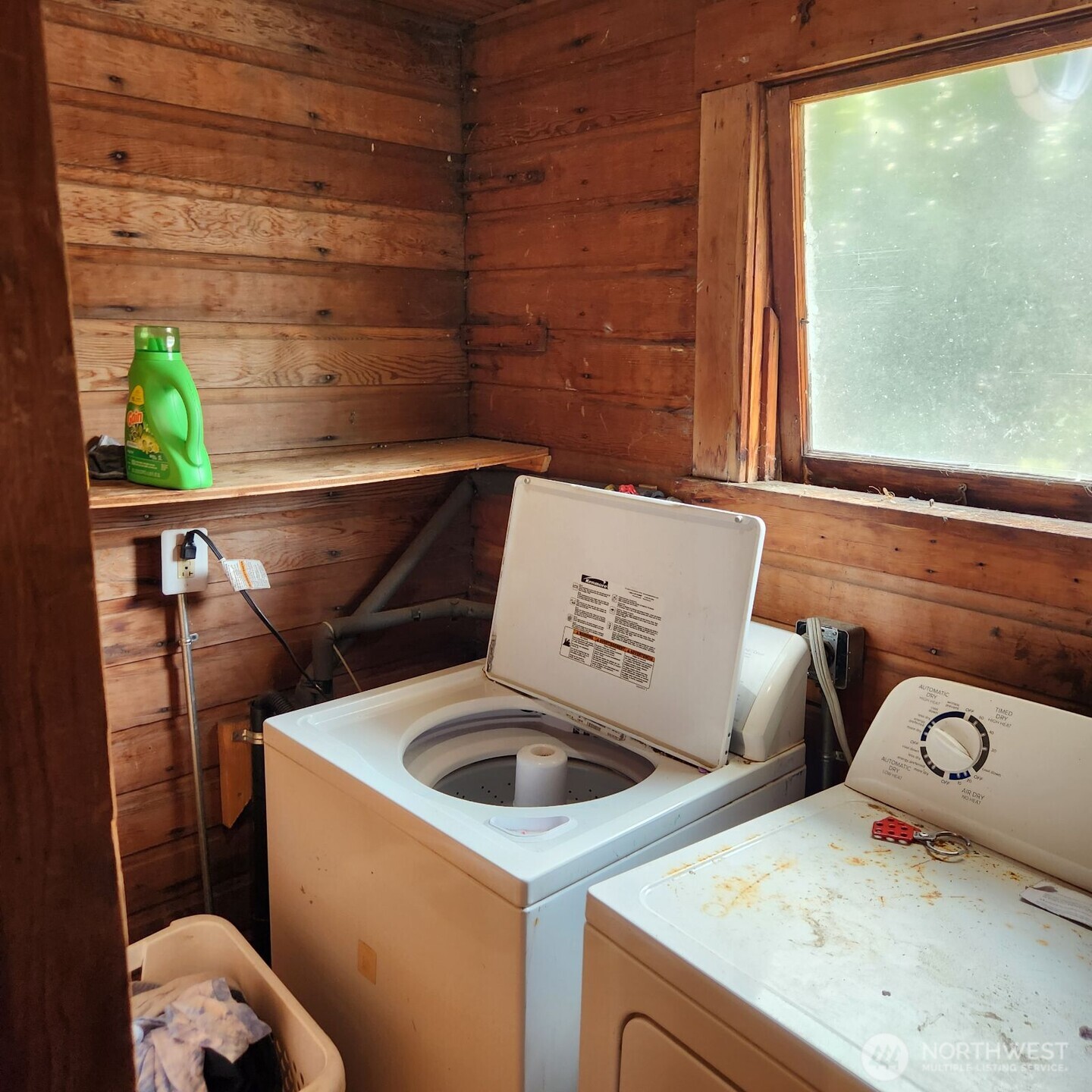 252 4th Street Morton, WA 98356 - Photo 13 of 17 a utility room with dryer and washer