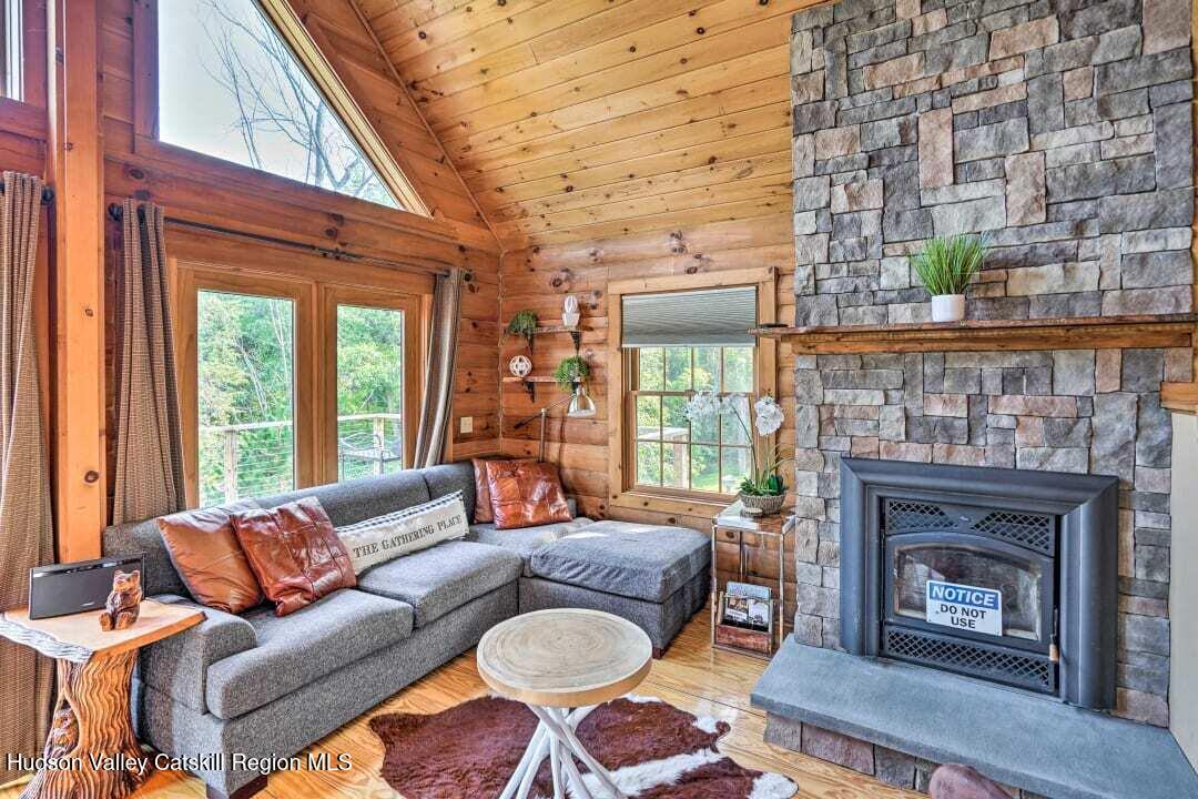 12 Valley Court Athens, NY 12015 - Photo 8 of 18 12 valley ct 4