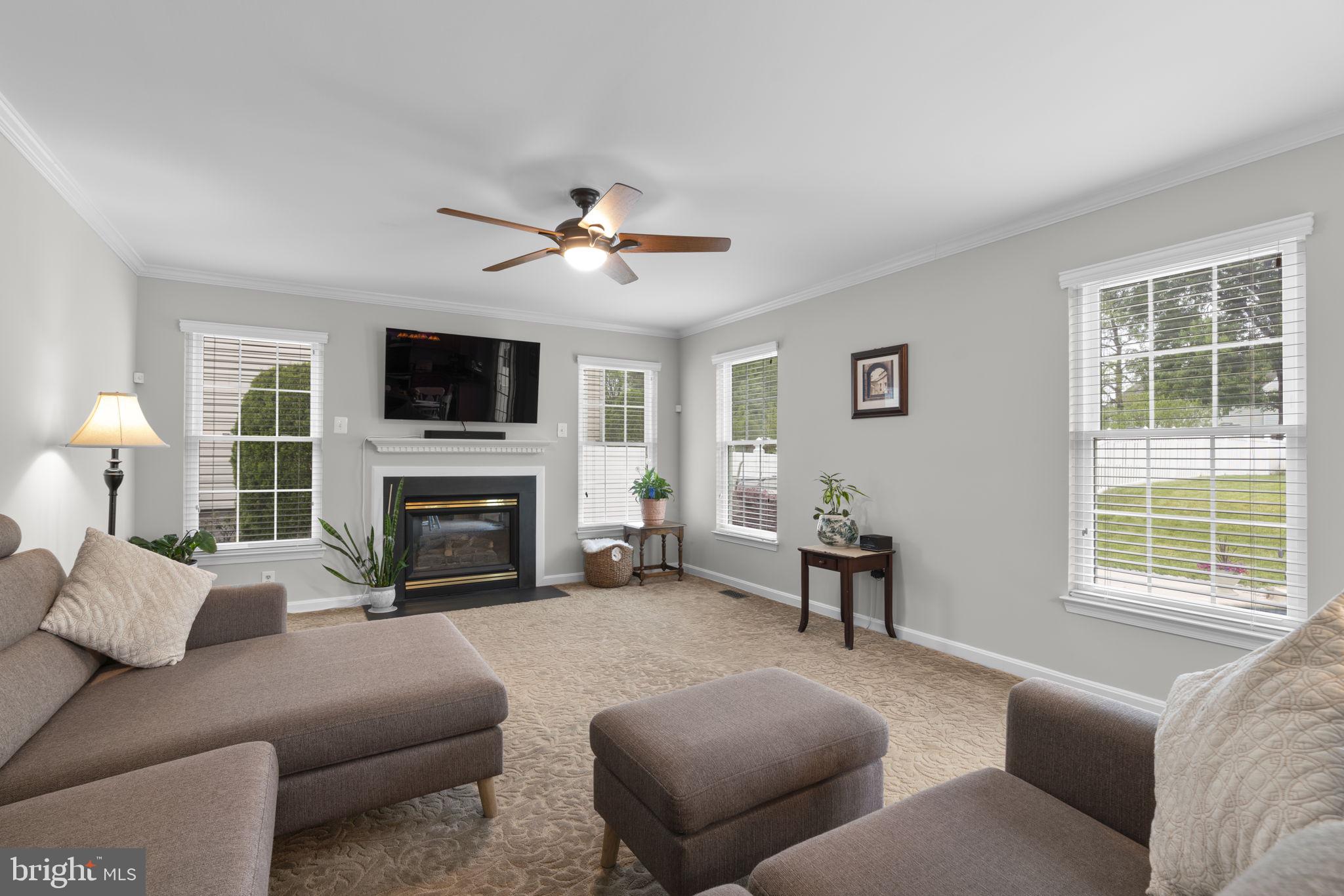 5904 Clear Ridge Road Elkridge, MD 21075 - Photo 12 of 58 Family room