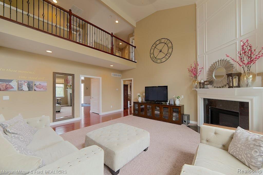 4337 Bluff Point Clarkston, MI 48348 - Photo 11 of 52 Gallery Image 11