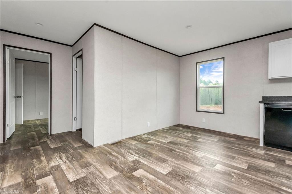 1250 Poplar Springs Road Elkin, NC 28621 - Photo 12 of 43 Gallery Image 12